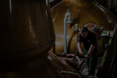 The Classic Ardbeg House With Limited Edition Drams